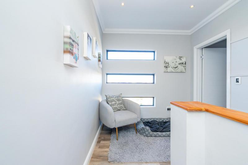 4 Bedroom Property for Sale in Calypso Beach Western Cape